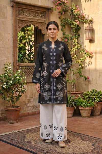 Pine 2 Pcs Embroidered Lawn Co-ards Set | Black & Off-White