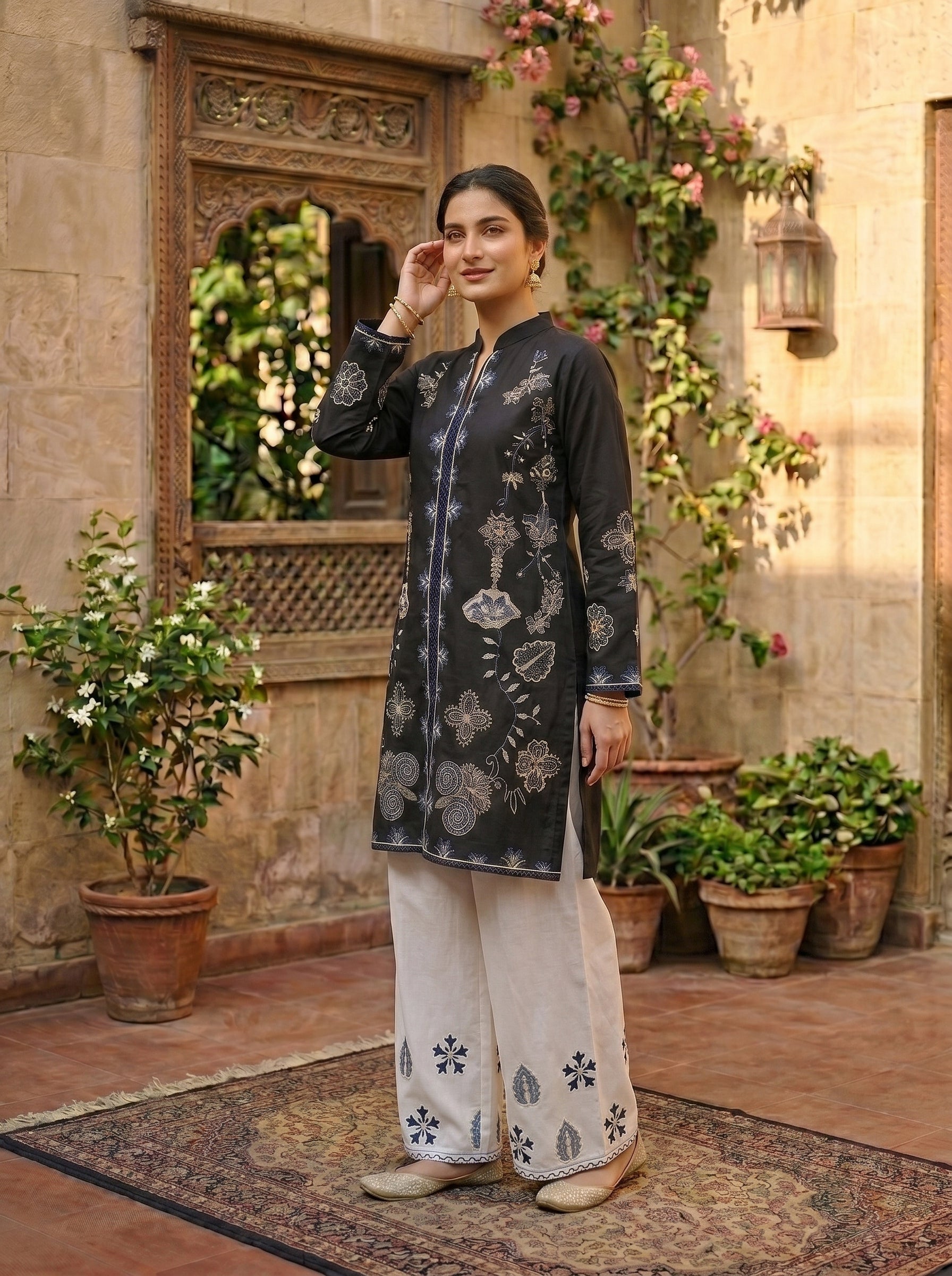 Pine 2 Pcs Embroidered Lawn Co-ards Set | Black & Off-White