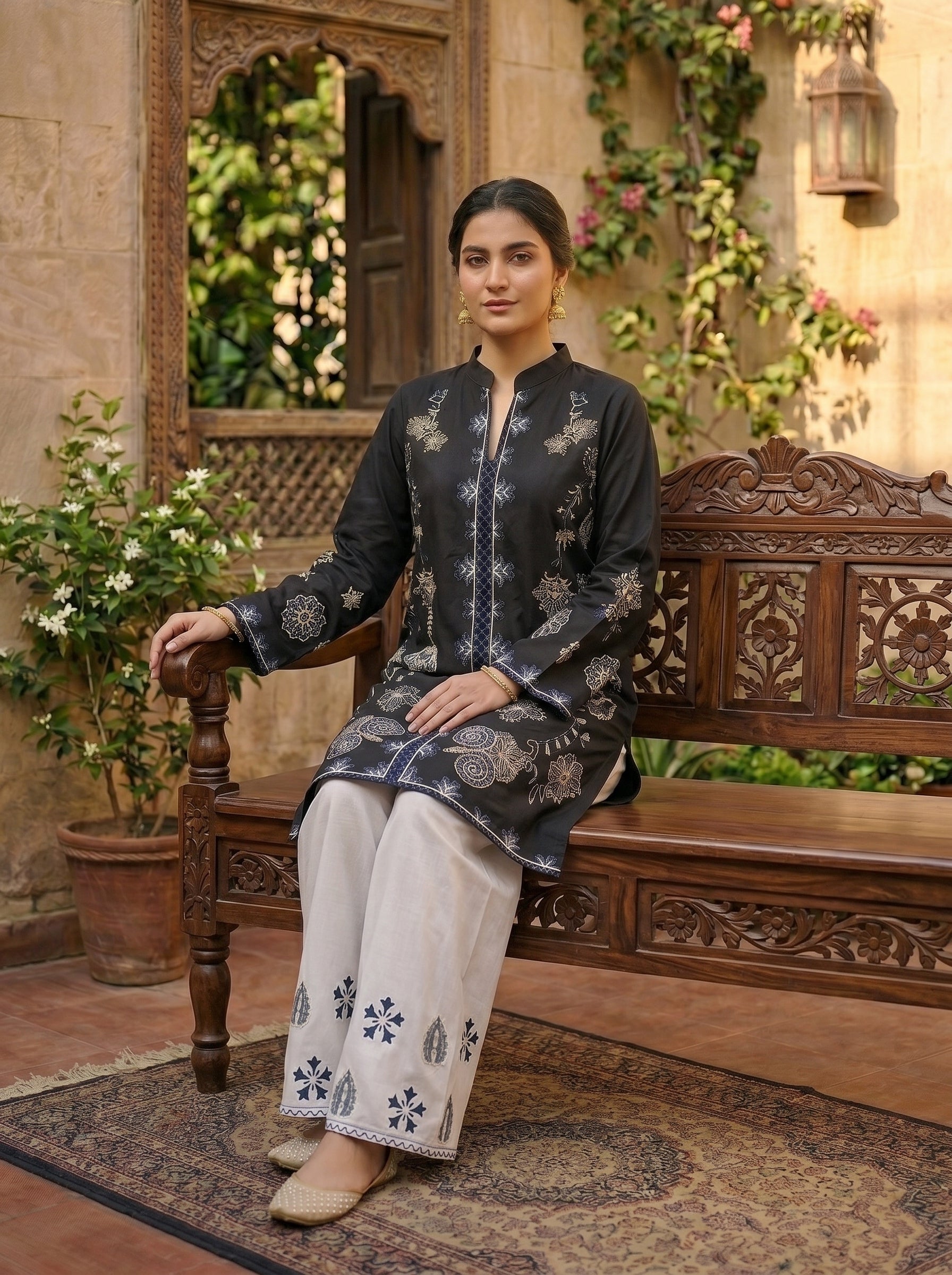 Pine 2 Pcs Embroidered Lawn Co-ards Set | Black & Off-White