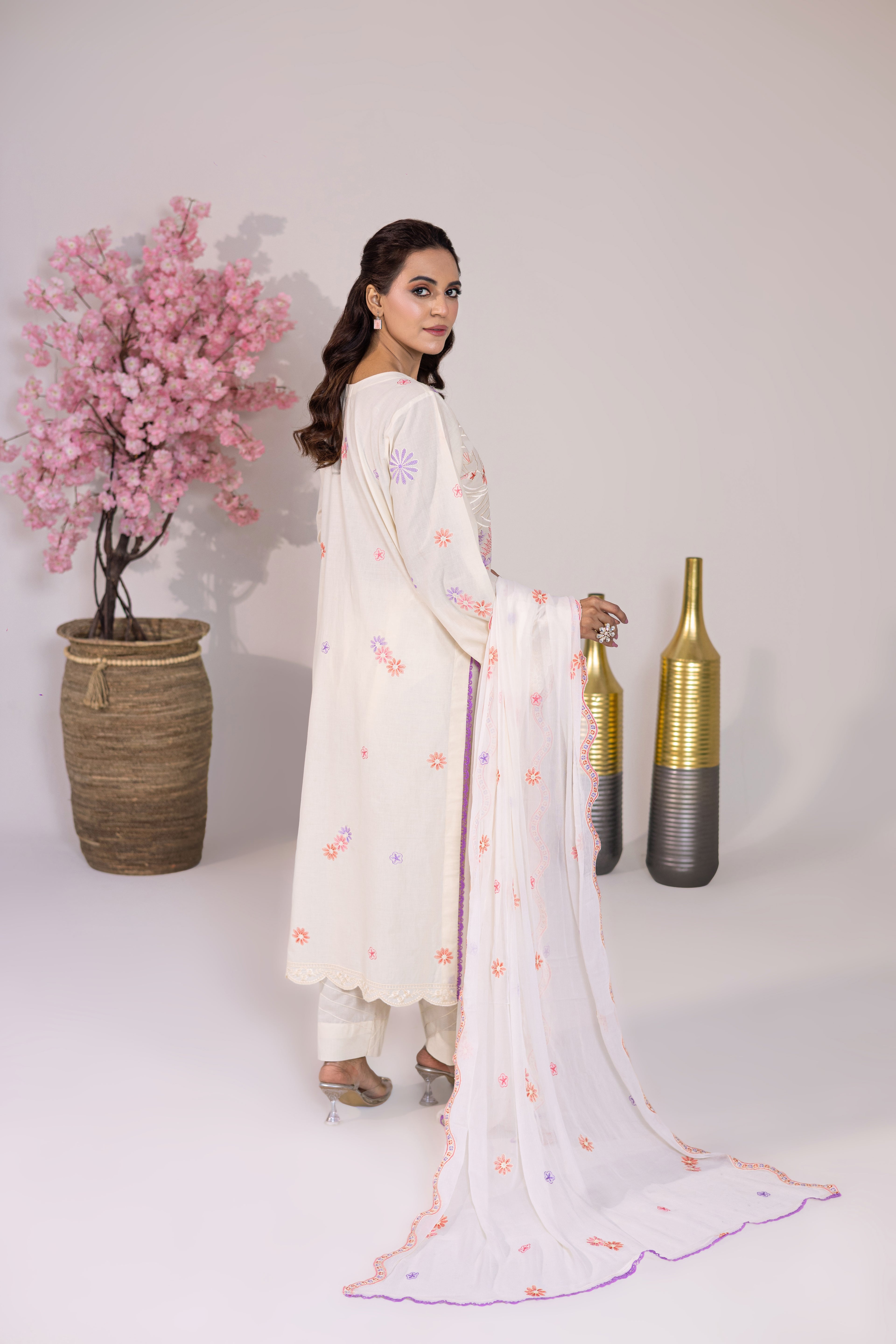 Khoobsurat VOL2 OFF-WHITE