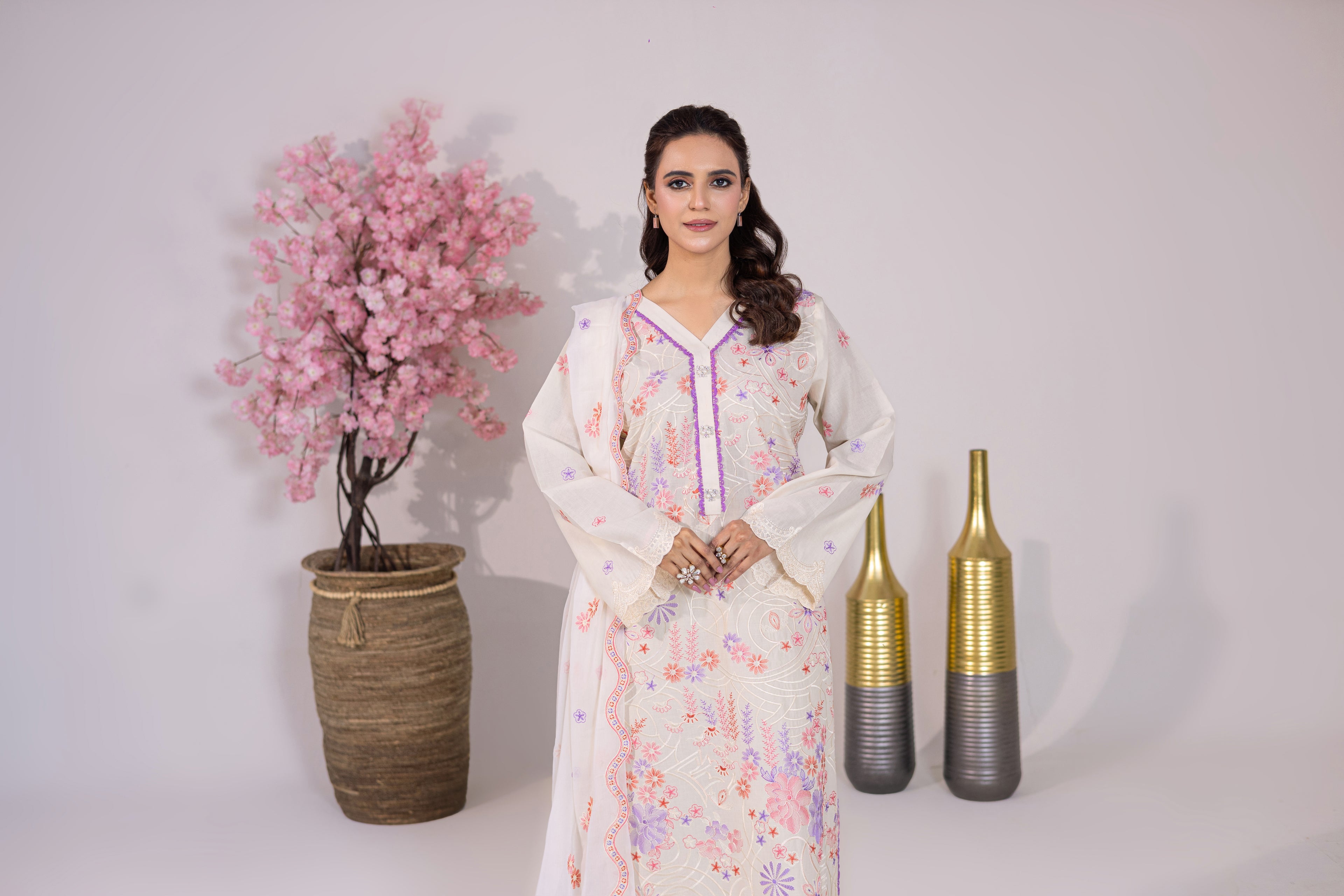 Khoobsurat VOL2 OFF-WHITE