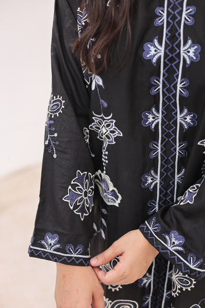 Pine 2 Pcs Embroidered Lawn Co-ards Set | Black & Off-White