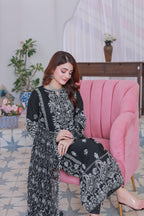 03-Piece Mahpara Embroidered Black Chiffon Suit