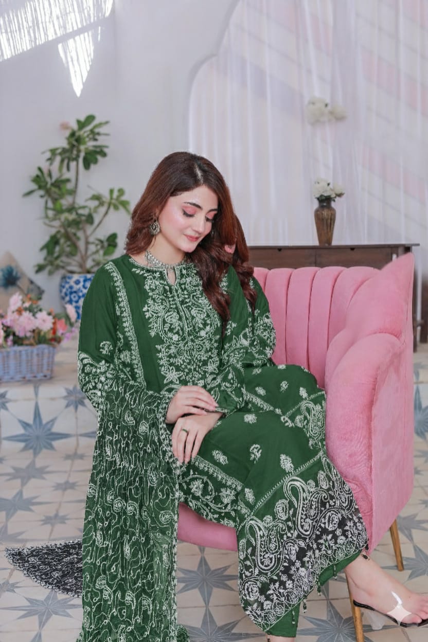 Mahpara 03-Piece Embroidered Green Chiffon Suit