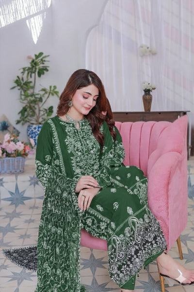 Mahpara 03-Piece Embroidered Green Chiffon Suit