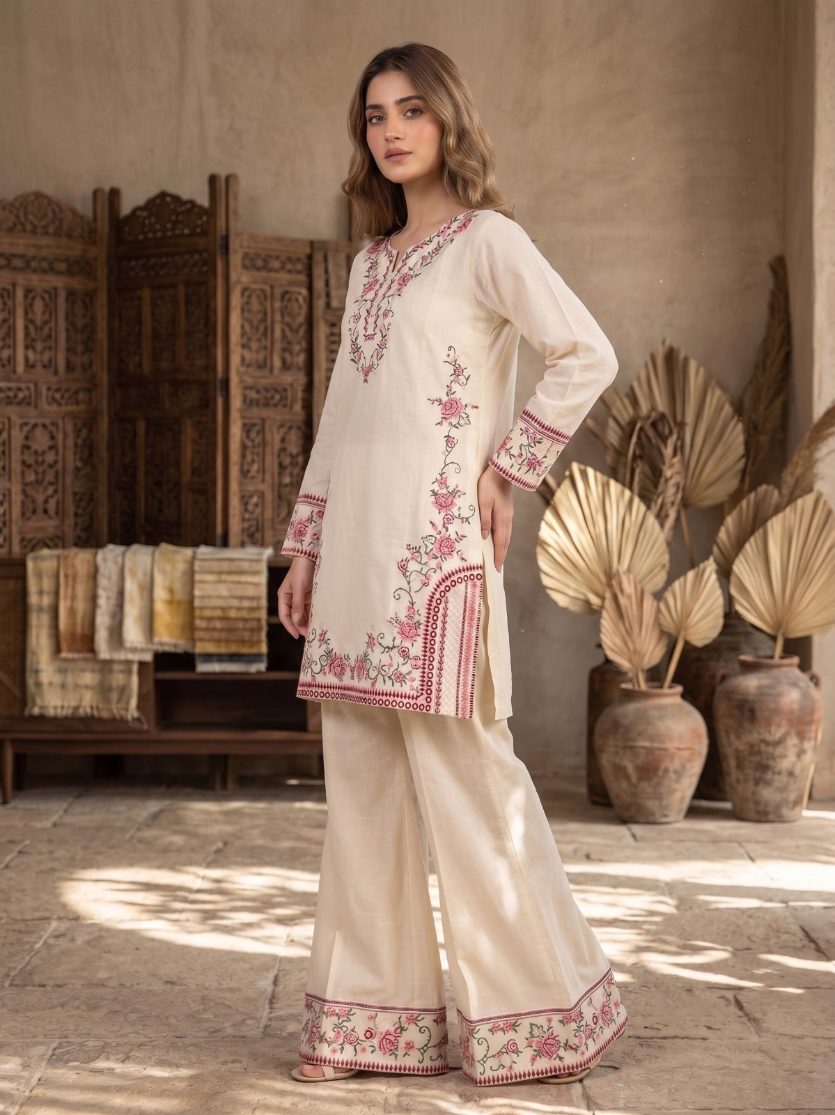 Tesoro 2 Pcs Embroidered Lawn Co-ards Set Off-White